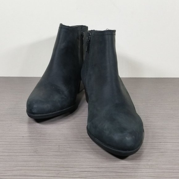Clarks Collection Adreena Lilac Booties, Black Leather, Womens Size 6.5 & 8 - Picture 4 of 10